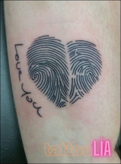 Thumbprint Heart Tattoo Ideas 21